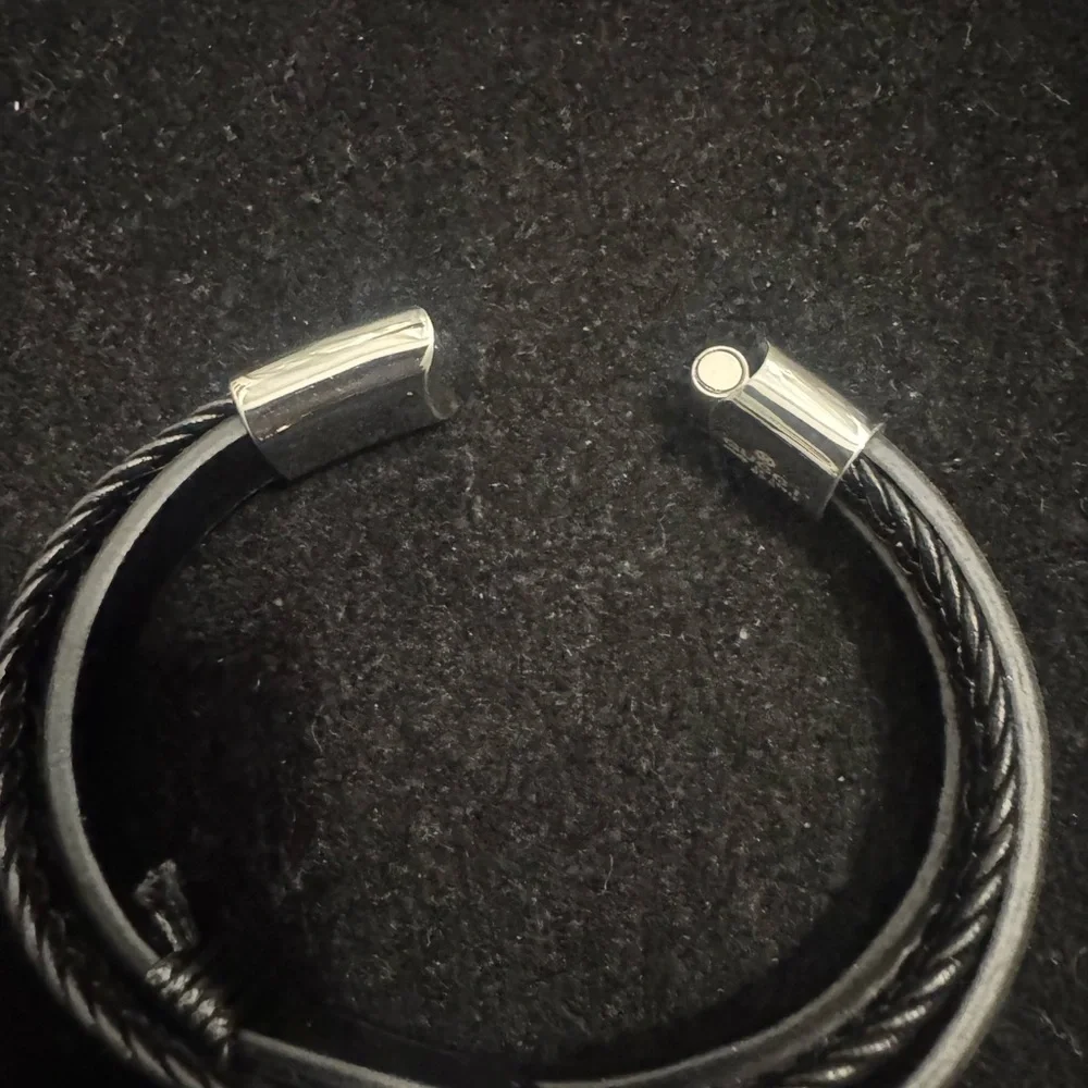 Gucci AG925 Silver Snake Black Leather Bracelet